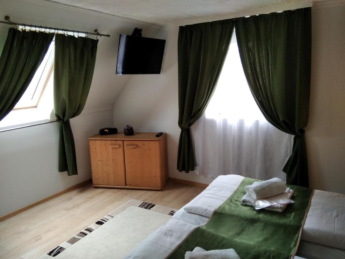 Mözsi Apartman Tolna Kültér fotó