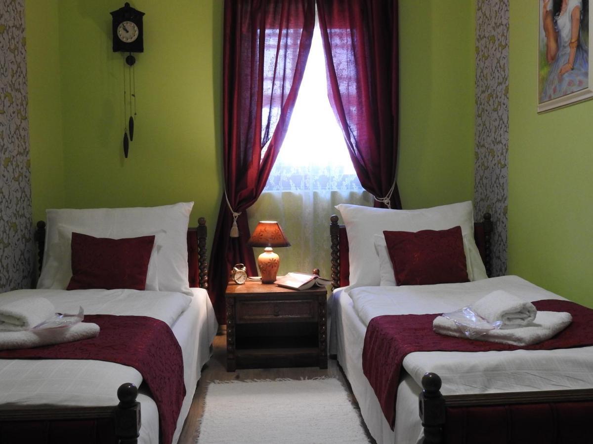 Mözsi Apartman Tolna Kültér fotó