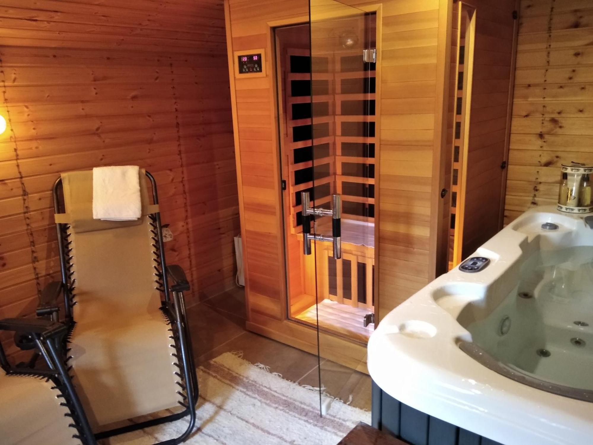 Mözsi Apartman Tolna Kültér fotó